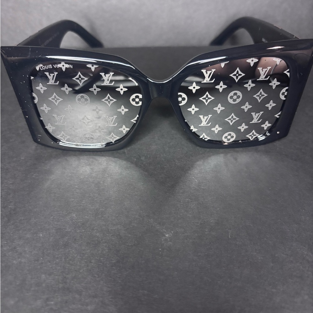 Source Unknown Black Monogram Glasses - image 1